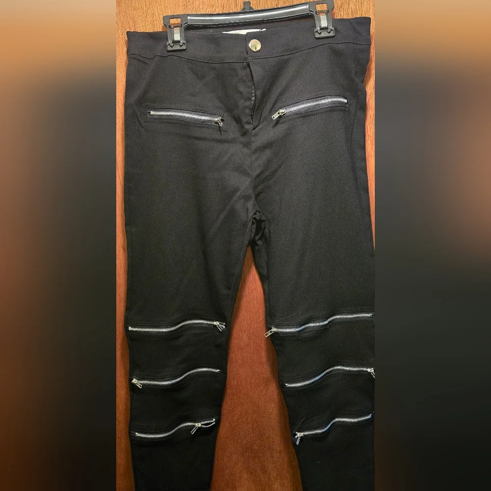 Aiweiyi Black Zipper Detail stretch Jeans szS - Picture 6 of 8